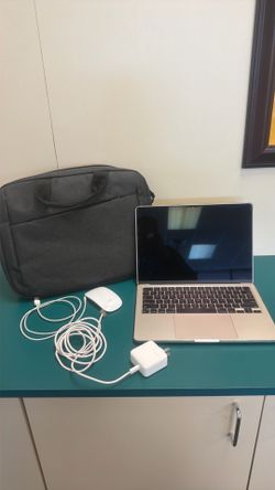 Computer macbook 2022