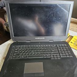 Alienware 17R2 Gaming Laptop Part Out