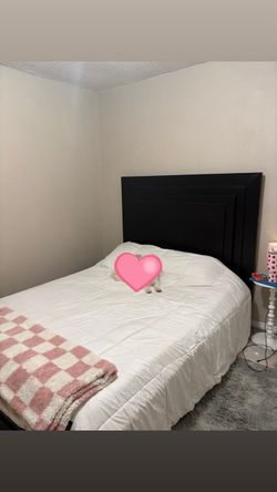 queen mattress and bedframe