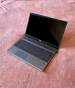 Mint Condition: HP Pavilion Laptop15.6 inch (Ryzen 5, 1.1TB Storage)  barely used