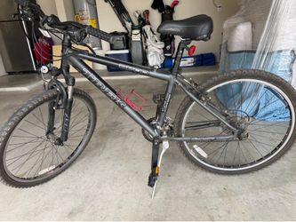 Trek 3700 16 BK