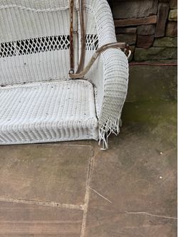 Wicker but swing