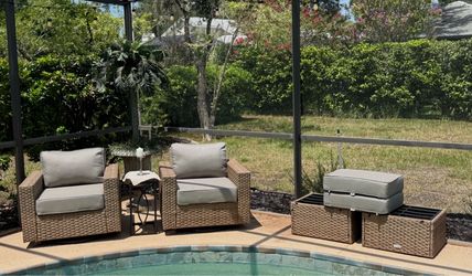 PHI VILLA Luxury Patio WICKER KING™  with CUSHIONS PRO™ Technology.