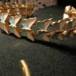 Women's Jewelry 