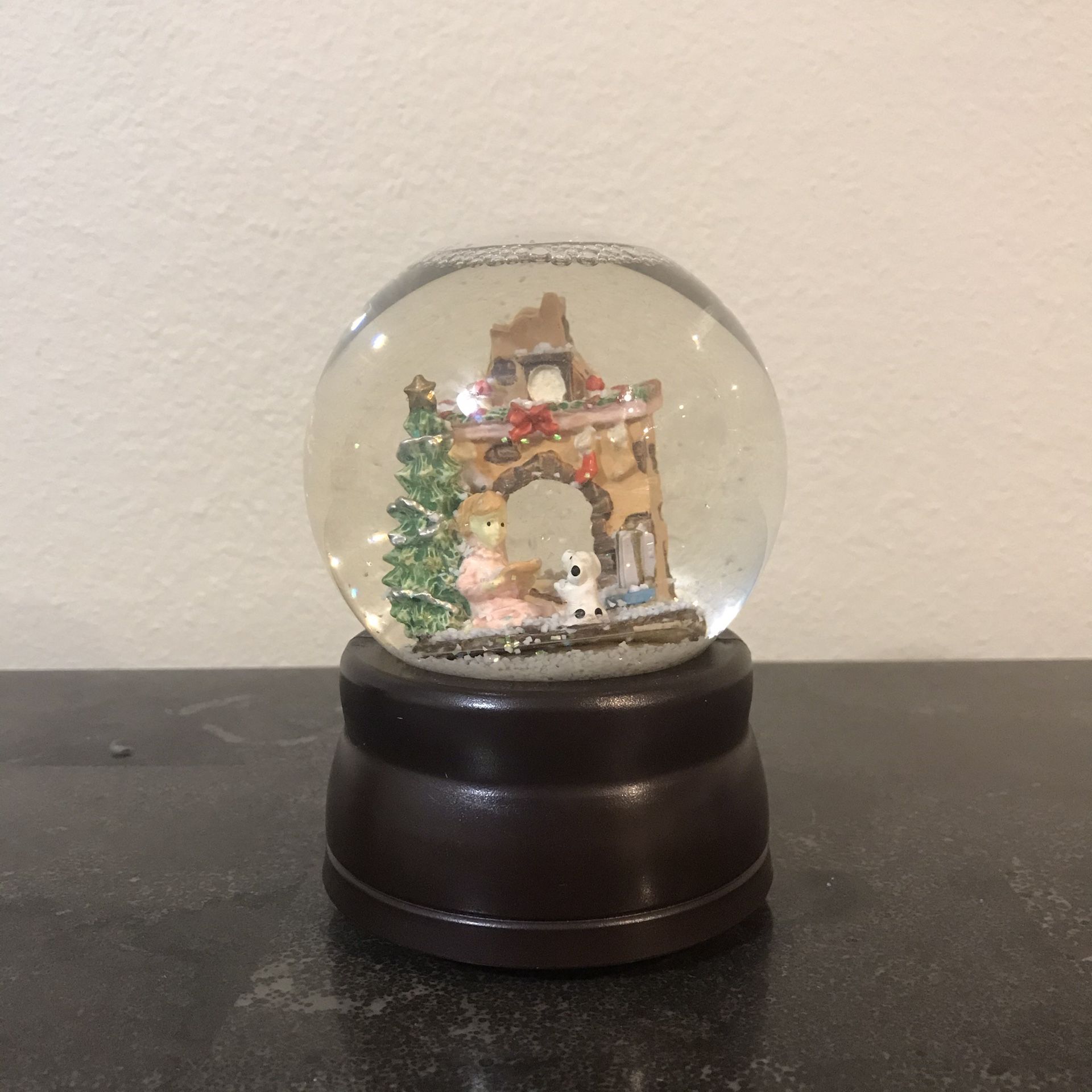 Christmas Holiday Snow Globe