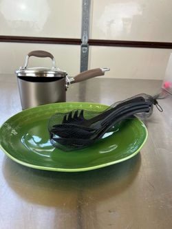 Platter, pot and utensils