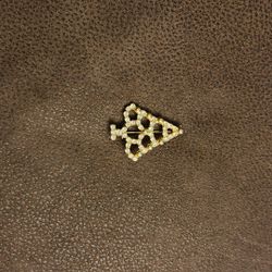 Clear Rhinestone Christmas Tree Brioche Pin