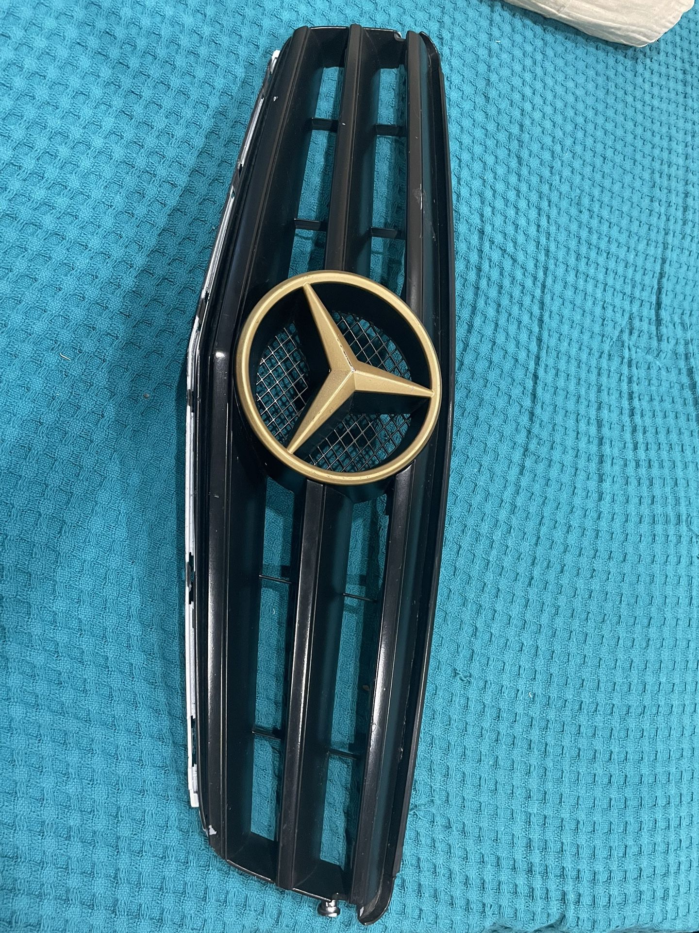 Mercedes C300 Front Grill