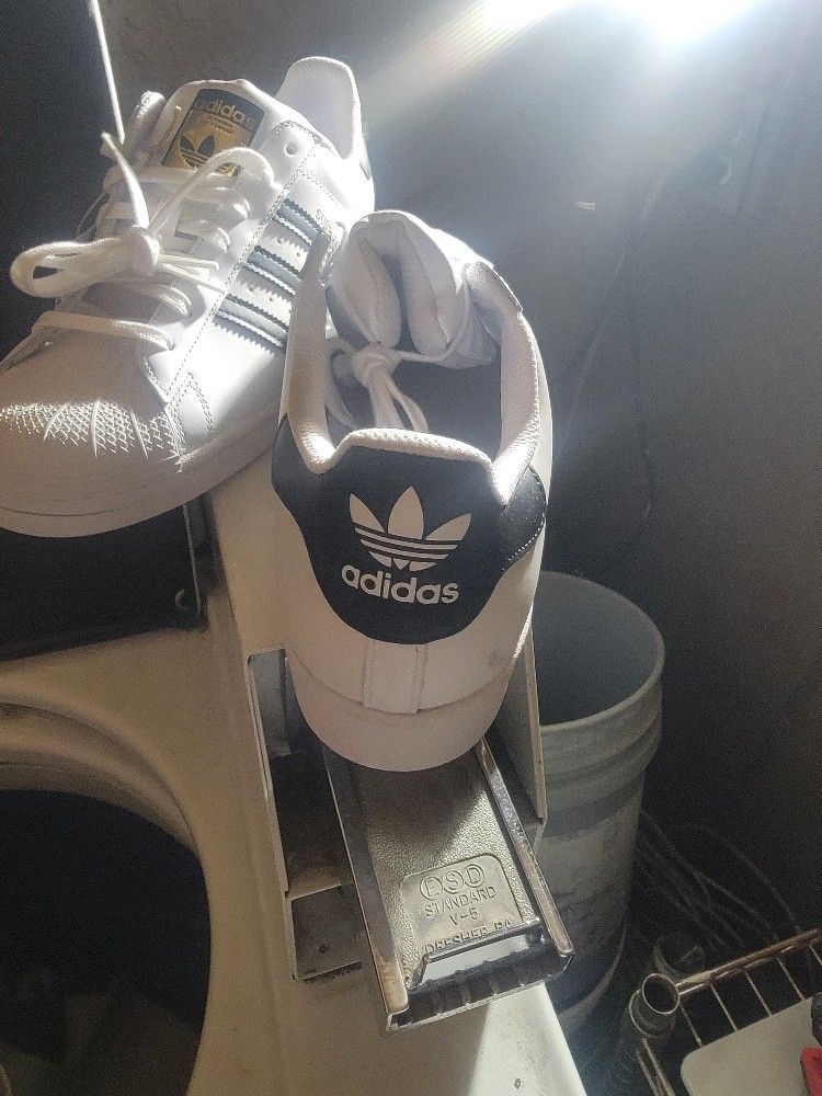 Tenis Adidas