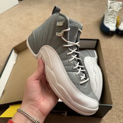 Jordan 12 Stealth Size 7Y No Box $80 FIRM