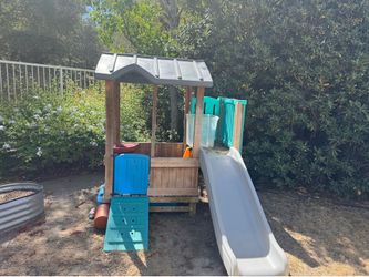Preschool slide and fortress