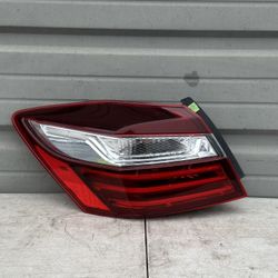 2016-2017 Honda Accord Driver Left Tail Light