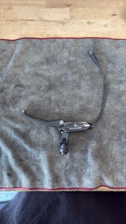 Star Union Hydraulic Brake Lever Left w/ Brake Sensor CableUsed