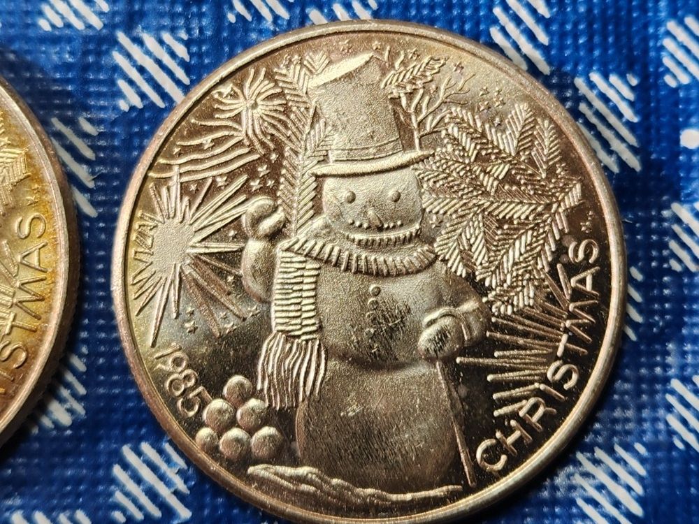 Frosty The Snowman Christmas Silver Coin 1 Troy Ounce. .999 Fine Silver