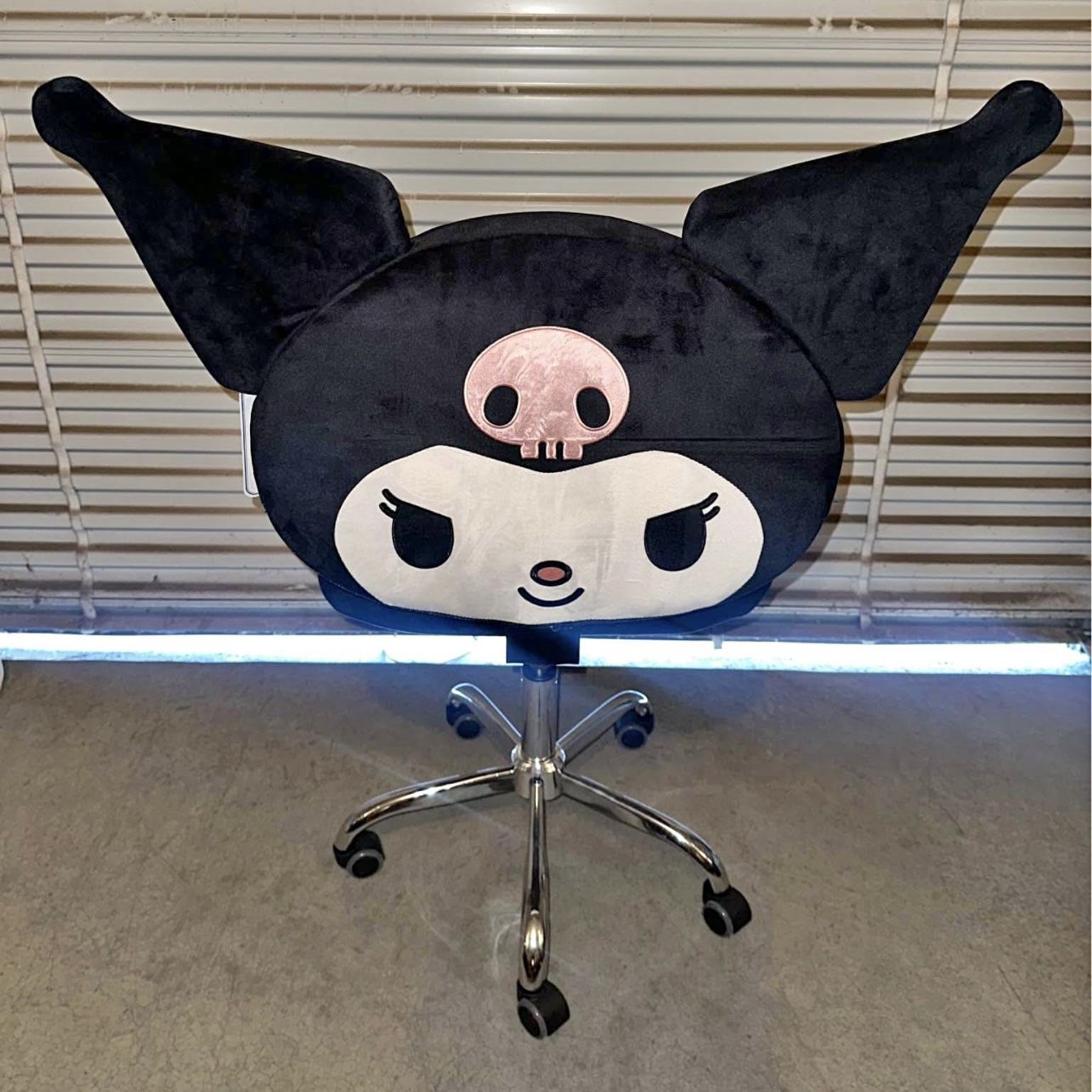 Kuromi vanity Chair
