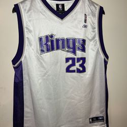 RARE Kings Kevin Martin Jersey for Sale in Covina, CA - OfferUp