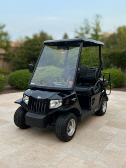 Tomberlin E-Merge 500 Golf Cart in good condition