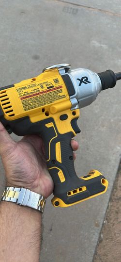 DEWALT DCF898 XR Brushless Impact Wrench