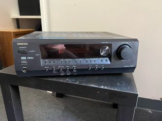 Onkyo receiver AMP