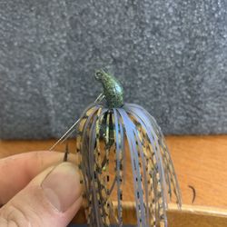Weedless  Finesse  Jig
