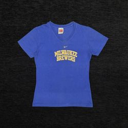 MILWAUKEE BREWERS WOMENS TEE SIZE X-SMALL