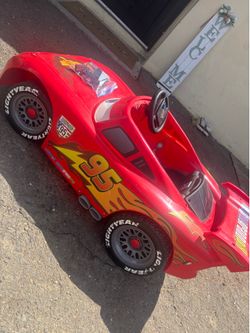 Lightning, McQueen cars car ride on kids-3 -7 year old