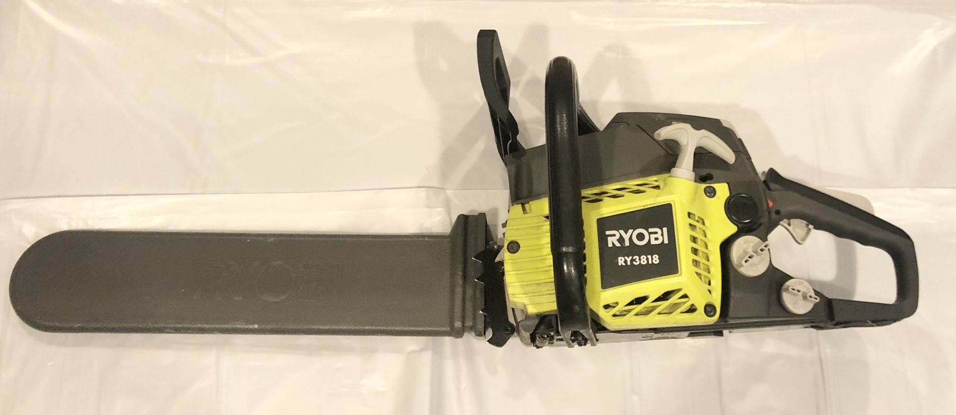 Chainsaw Ryobi 18 inch 38 cc 2 Cycle Gas Chainsaw with heavy duty case Used once Chain Saw $180 OBO