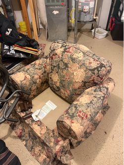 Arm chair - like new