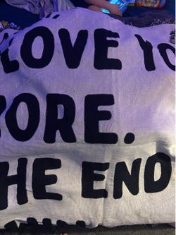 Throw blanket