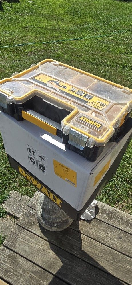 Dewalt Deep Pro Organizer 3 Per Box 2 Brand New In Box