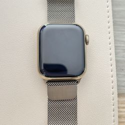 Brand New- PICK UP ASAP