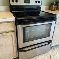 Frigidaire Stove 