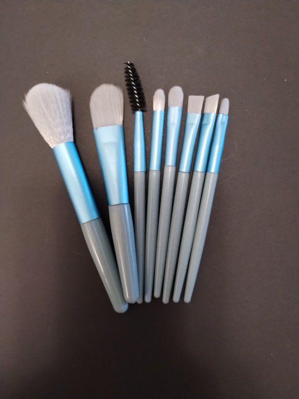8 Piece Mini Brush Set (Blue)