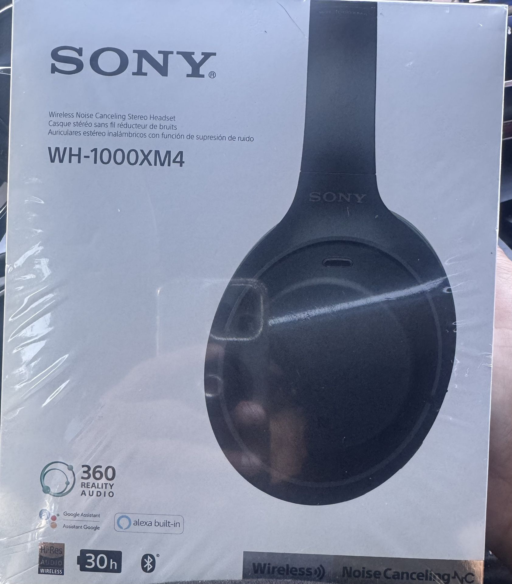 Sony - WH1000XM4 Wireless Noise-Cancelling Over-the-Ear Headphones - Black