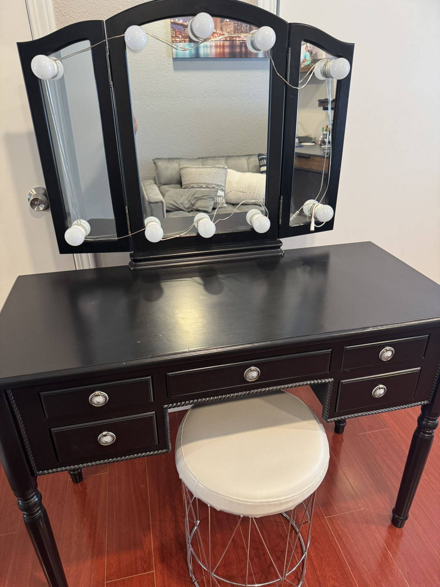Black Vanity And Stool