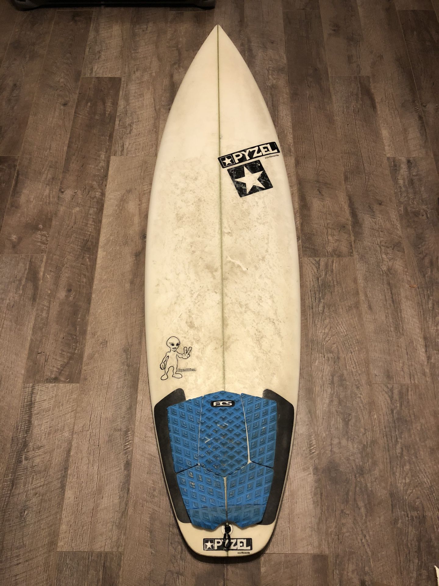 Pyzel pyzalien surfboard