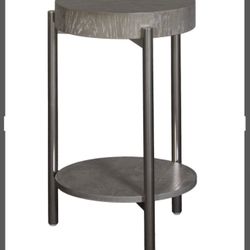 NEW Chair Side Tables From American Furniture. 148 Each.  Now Both For 200.  Make An Offer. MPU