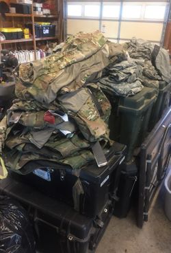 Buying Military gear TA 50 Ets retiring army cleaning garage