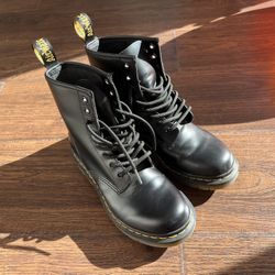 Dr Martens 1460 Women Size 6 (EU37)