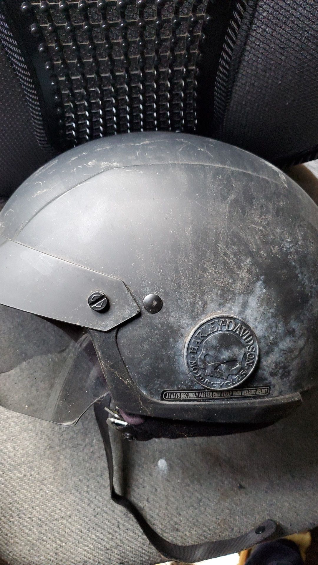 Motorcycle helmet