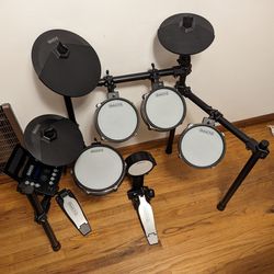 Simmons SD600 Electric Mesh Drum Set Kit