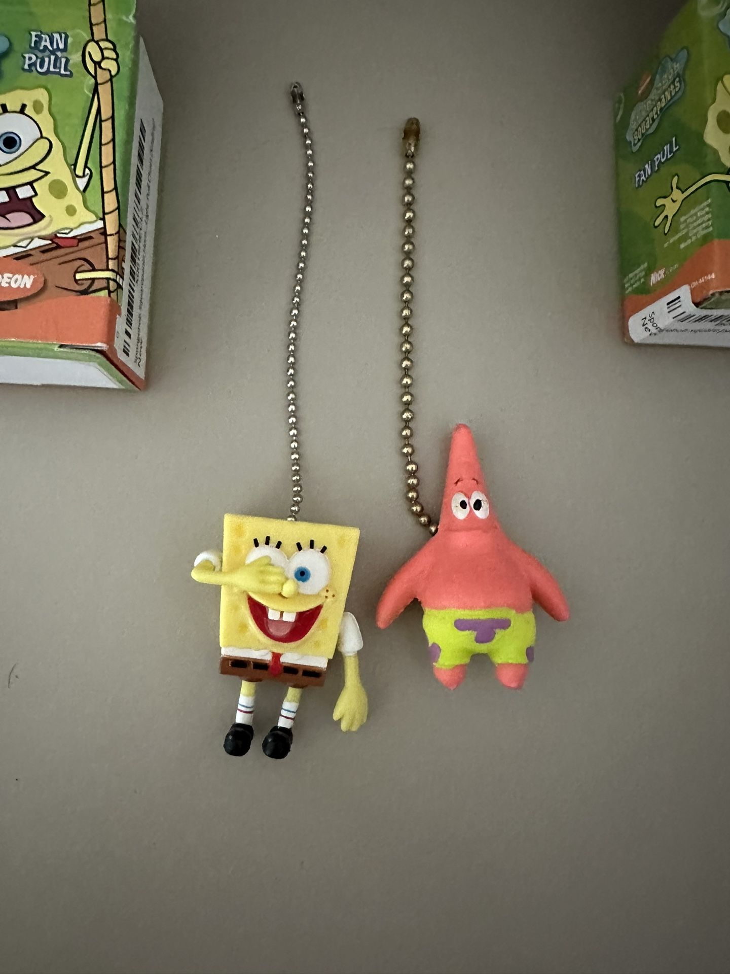 Fan Pulls Set. SpongeBob N Patrick. For a kids room fan.