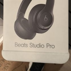 Unopened Beats Studio Pros