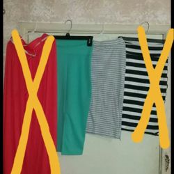 Skirts size small (bundle)