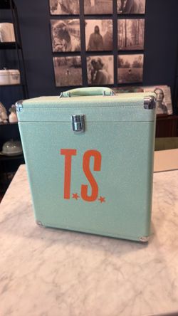Taylor Swift life of a showgirl vinyl box