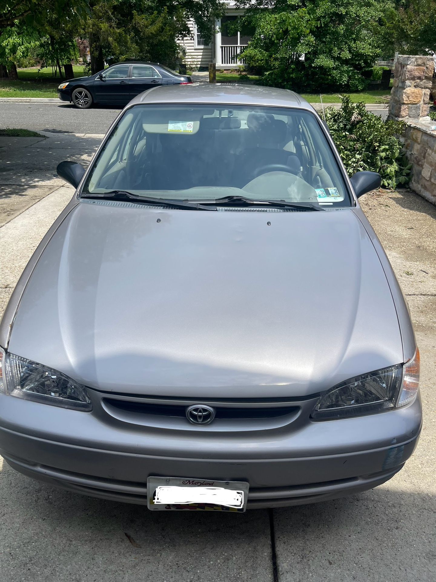 2000 Toyota Corolla