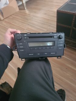 2010 Prius Radio