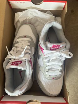 Nike Air Max Correlate Strata Grey Sport Fuchsia (Women's)