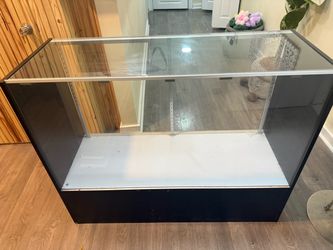 Display case