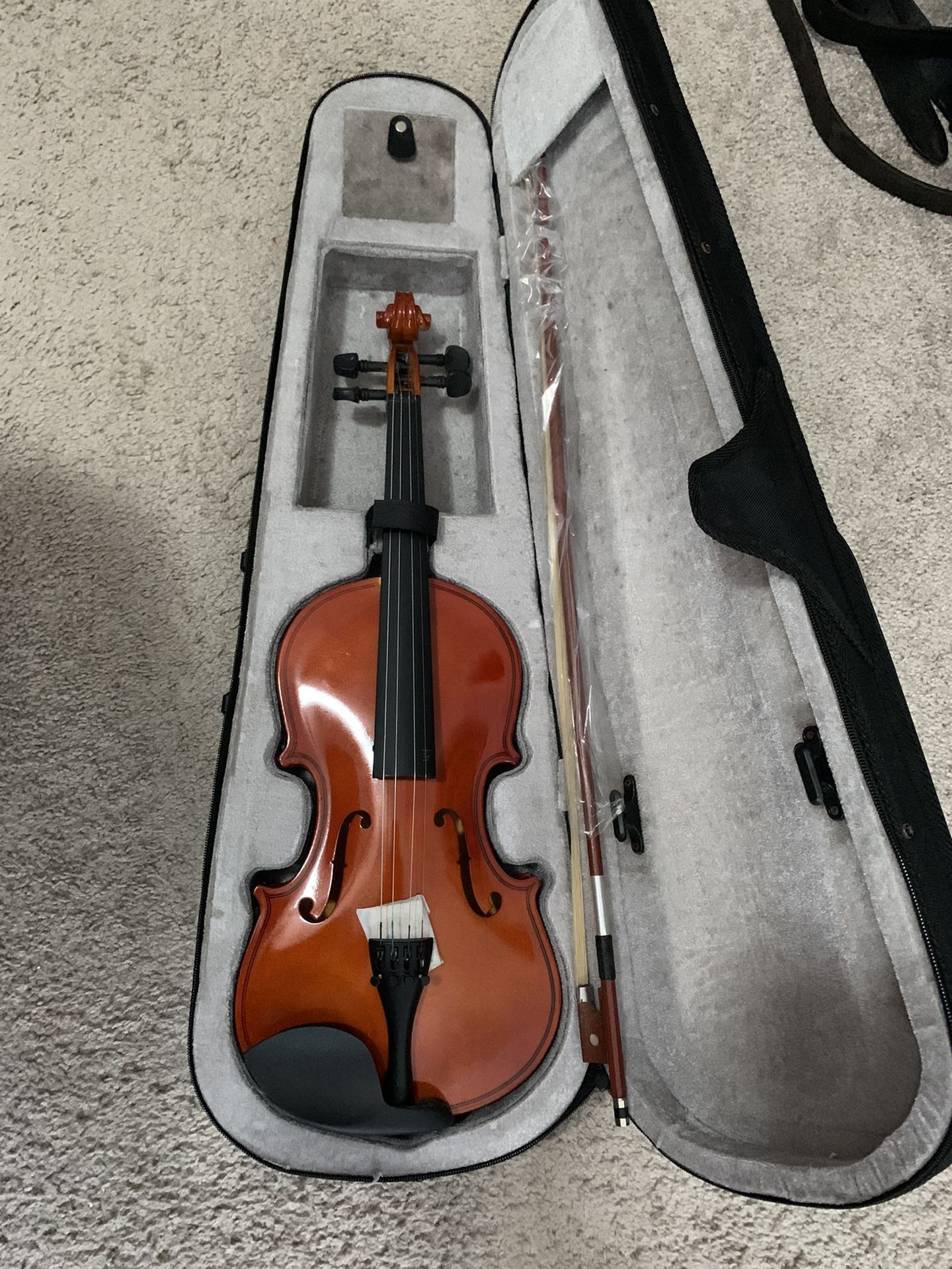 Brand New Violin size 4/4
